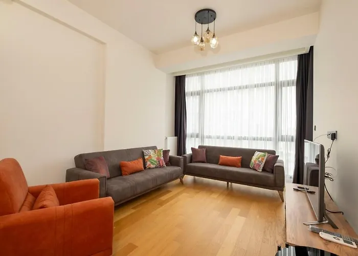 G Tower Modern Apartment Near Shopping Center