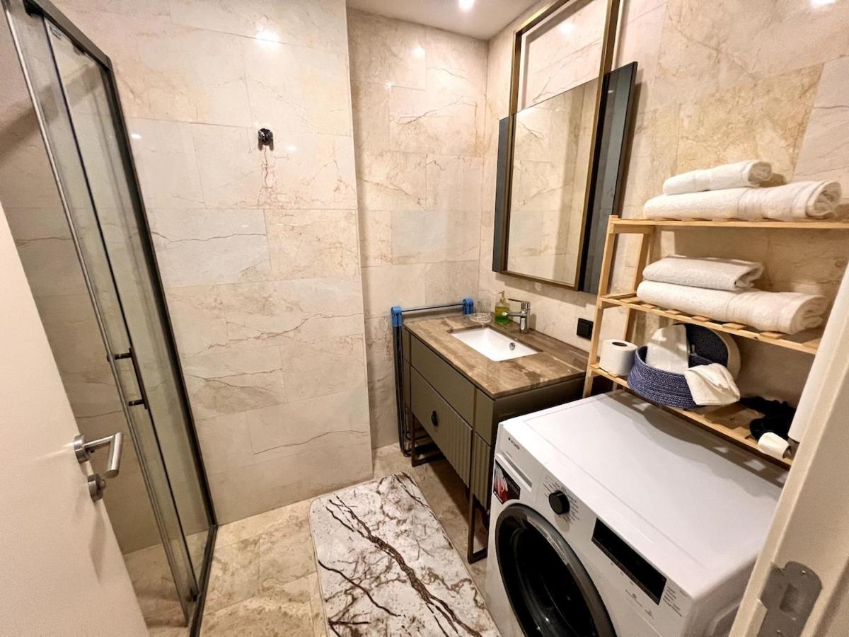 G Tower Modern Near Shopping Center Daire İstanbul